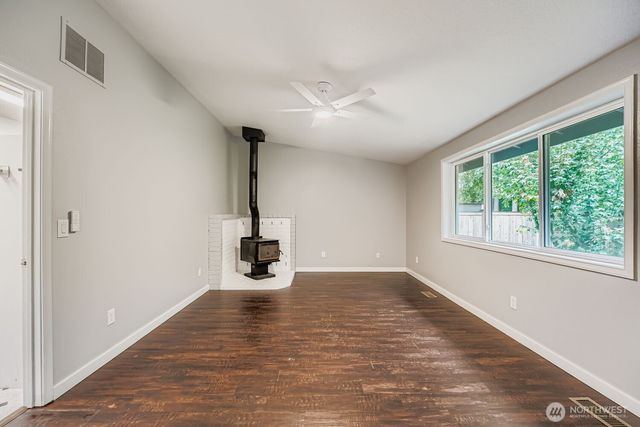 9608 166th Street E, Puyallup, WA 98375