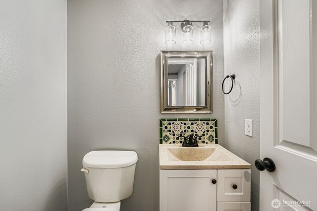 9608 166th Street E, Puyallup, WA 98375