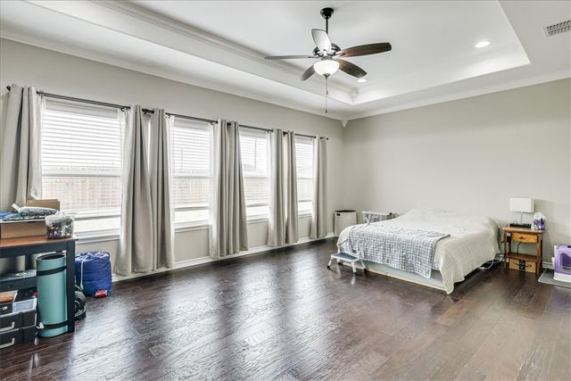 6050 Adrian Dr, Corpus Christi, TX 78414