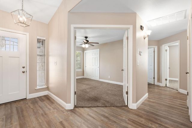 4033 W Providence Avenue, Fresno, CA 93722