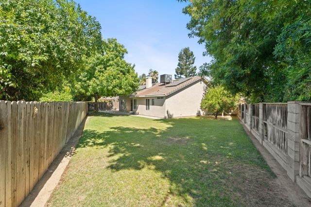 4033 W Providence Avenue, Fresno, CA 93722