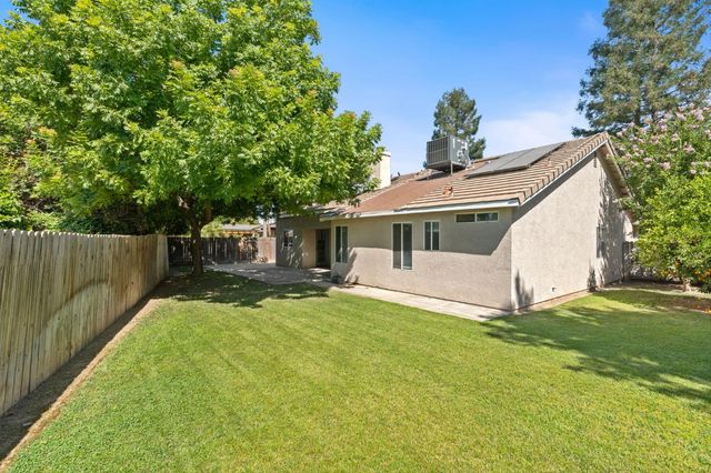 4033 W Providence Avenue, Fresno, CA 93722