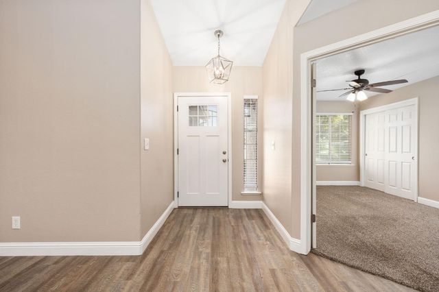 4033 W Providence Avenue, Fresno, CA 93722