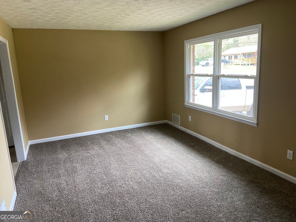 1710 Hallmark Drive, Griffin, GA 30223 — photo 3