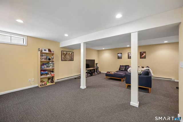 13 King Street, Danbury, CT 06811