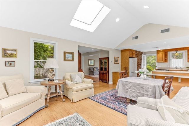 35 Oakridge Cir, Chatham, MA 02633