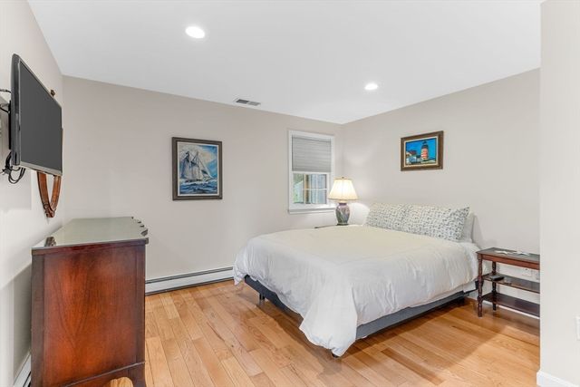 35 Oakridge Cir, Chatham, MA 02633