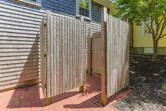35 Oakridge Cir, Chatham, MA 02633