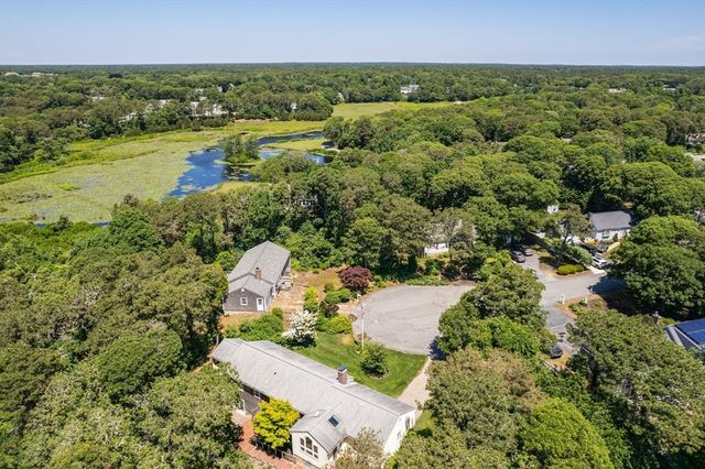 35 Oakridge Cir, Chatham, MA 02633