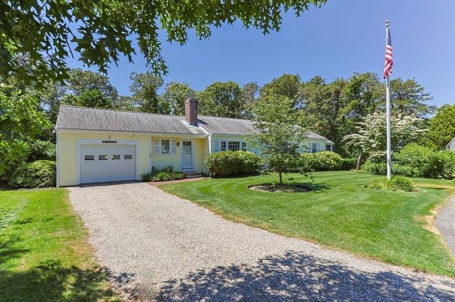 35 Oakridge Cir, Chatham, MA 02633