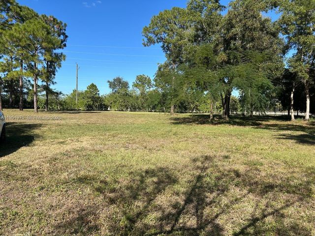 17970 50th Street N, Loxahatchee, FL 33470