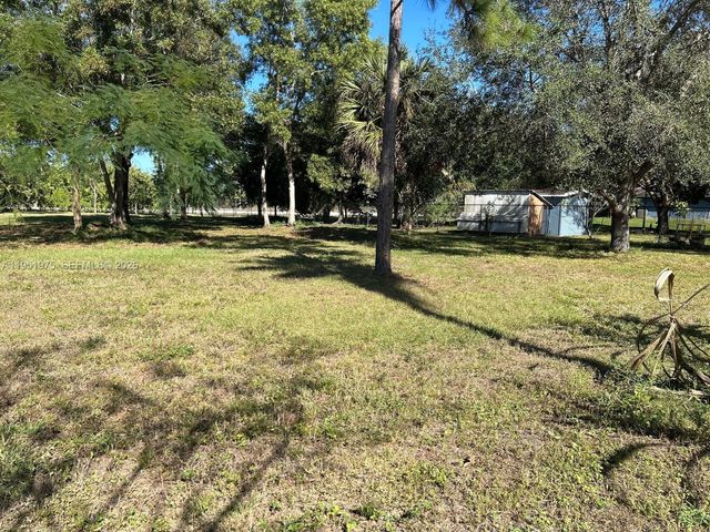 17970 50th Street N, Loxahatchee, FL 33470