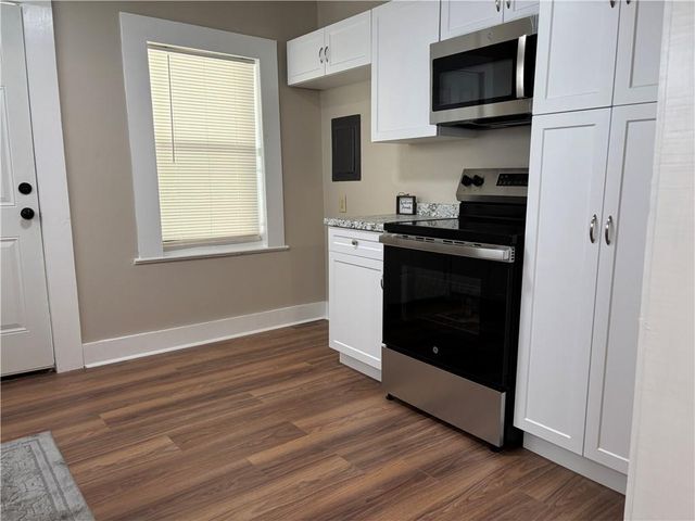 114 FAIRMOUNT Street, Pineville, LA 71360