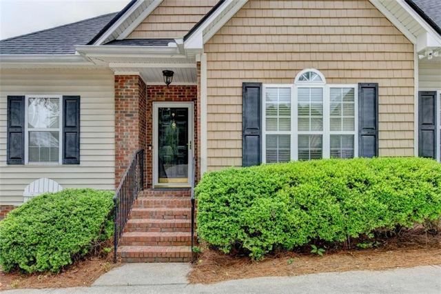 4738 Thunder River Drive, Gainesville, GA 30506