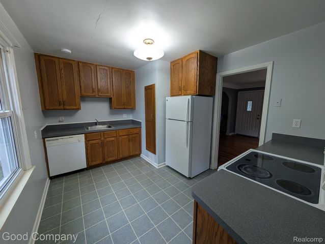 1606 Ferris Avenue, Royal Oak, MI 48067