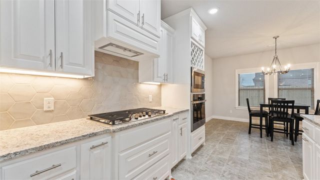 1950 Lordsburg Court, Bentonville, AR 72713