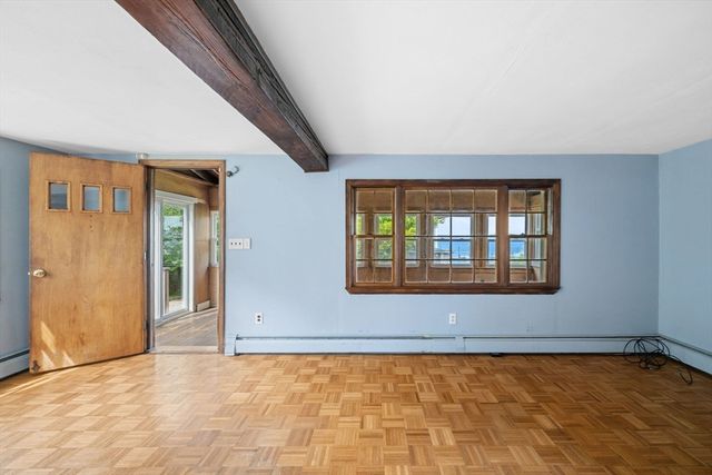 2 Circuit Ave, Hull, MA 02045