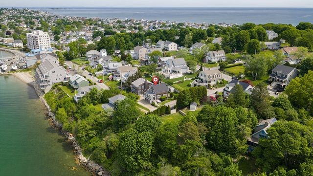 2 Circuit Ave, Hull, MA 02045