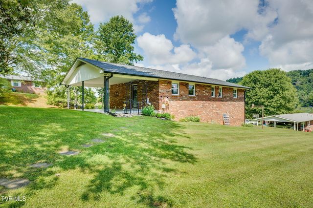 21495 Gale Avenue, Bristol, VA 24202