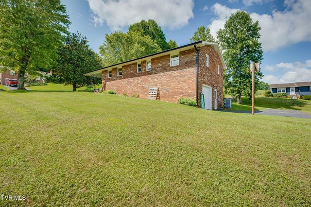 21495 Gale Avenue, Bristol, VA 24202