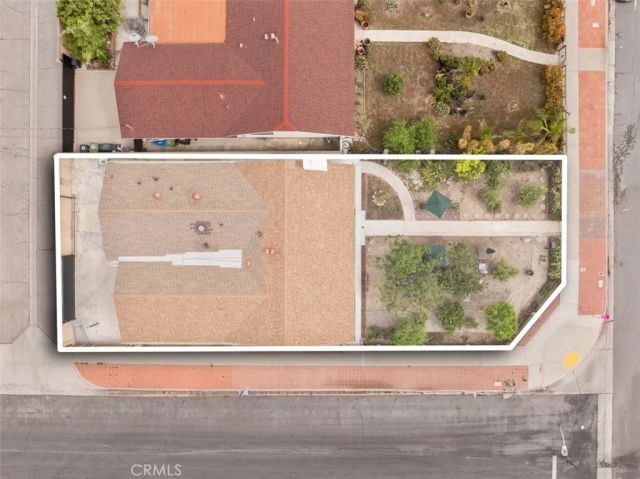 8161 Laurel Canyon, North Hollywood, CA 91605