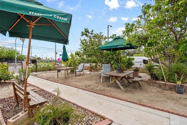 8161 Laurel Canyon, North Hollywood, CA 91605