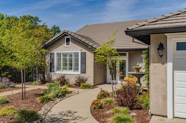 532 Oakridge Rd, Valley Springs, CA 95252