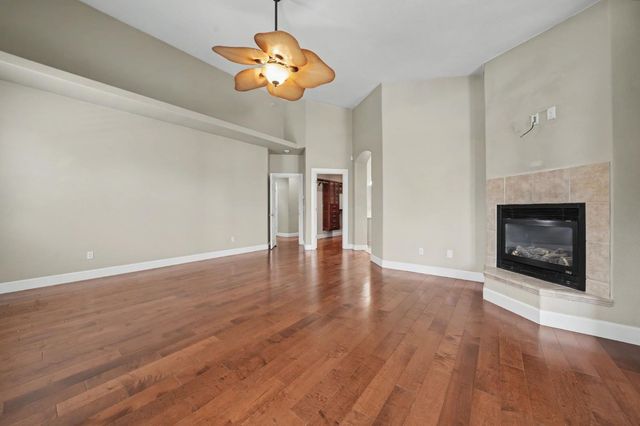 532 Oakridge Rd, Valley Springs, CA 95252