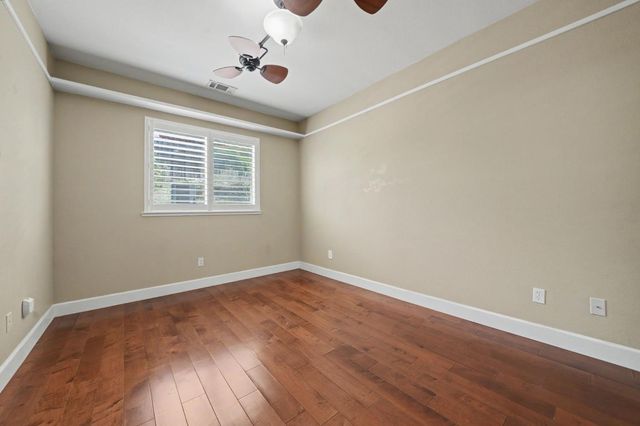 532 Oakridge Rd, Valley Springs, CA 95252