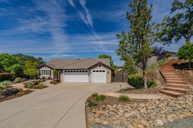 532 Oakridge Rd, Valley Springs, CA 95252