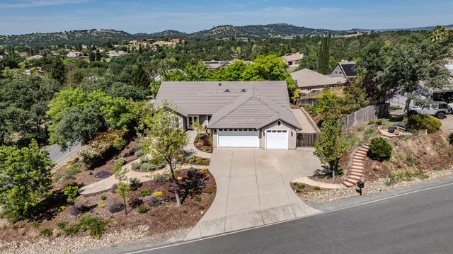 532 Oakridge Rd, Valley Springs, CA 95252