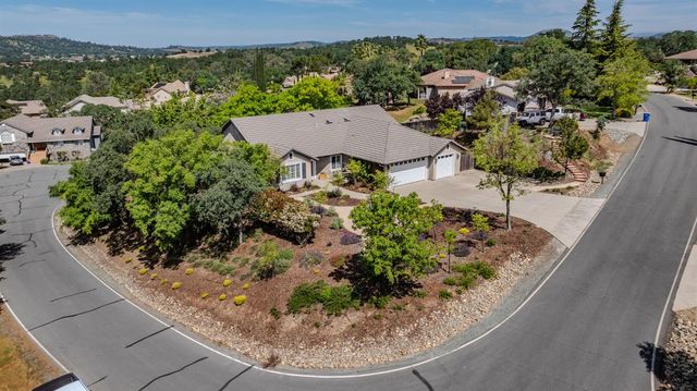 532 Oakridge Rd, Valley Springs, CA 95252