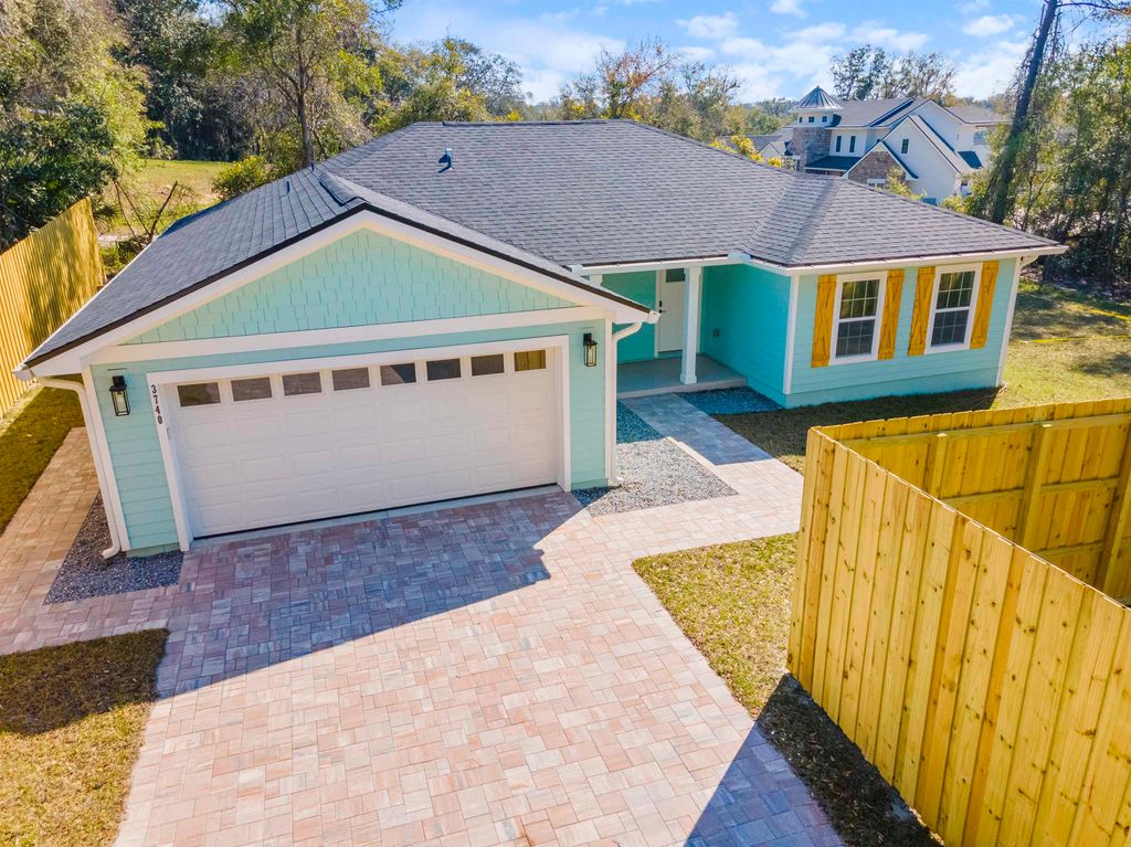 3740 Bluff Ln, St Augustine, FL 32086