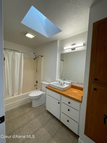 911 E Woolsey DR, Coeur D'alene, ID 83814