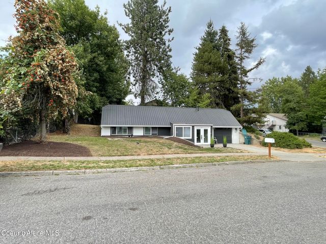 911 E Woolsey DR, Coeur D'alene, ID 83814
