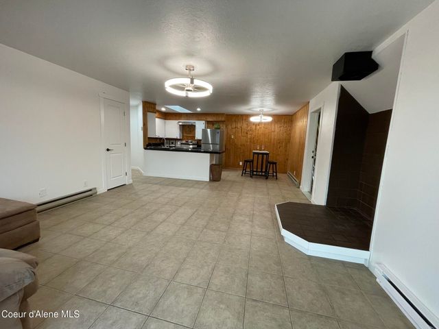 911 E Woolsey DR, Coeur D'alene, ID 83814