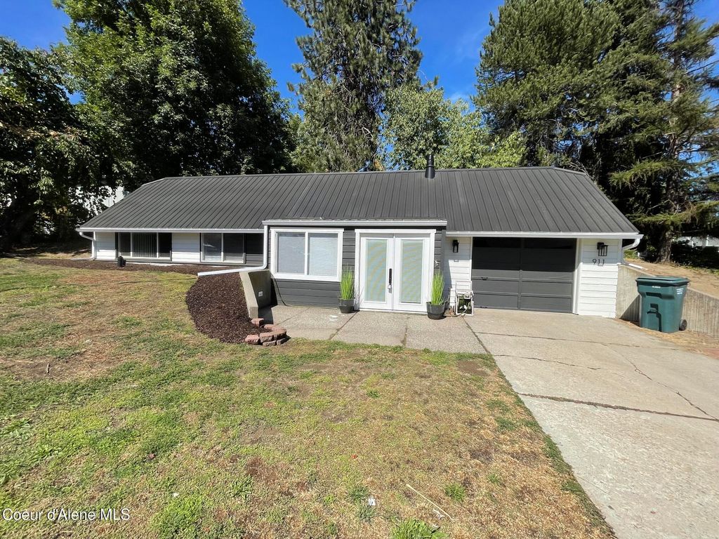 911 E Woolsey DR, Coeur d'Alene, ID 83814 photo 5