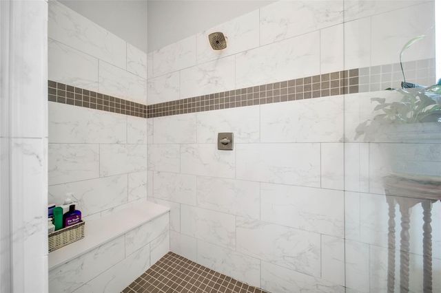 814 Thornton Road G, Houston, TX 77018