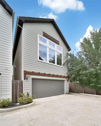 814 Thornton Road G, Houston, TX 77018