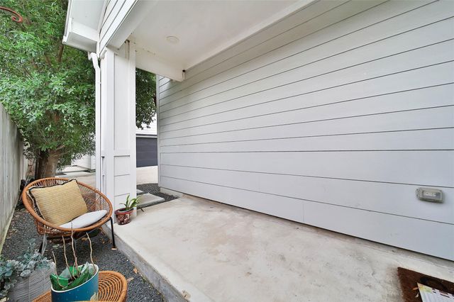 814 Thornton Road G, Houston, TX 77018