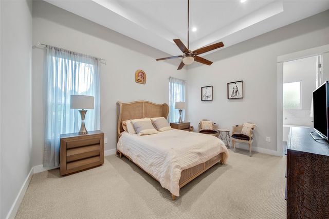 814 Thornton Road G, Houston, TX 77018