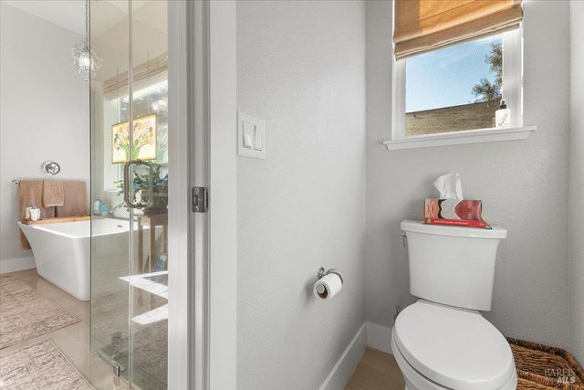 573 Misty Ct, Santa Rosa, CA 95403