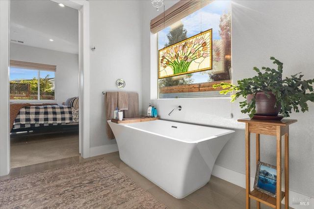 573 Misty Ct, Santa Rosa, CA 95403