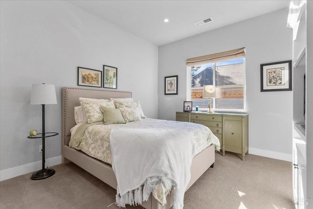 573 Misty Ct, Santa Rosa, CA 95403