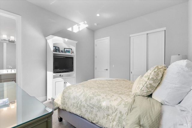 573 Misty Ct, Santa Rosa, CA 95403