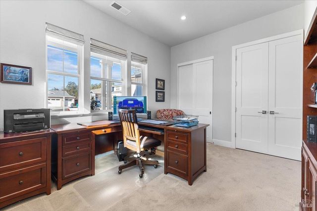 573 Misty Ct, Santa Rosa, CA 95403