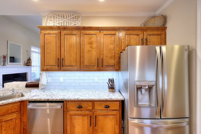2385 Amberbrook Lane, Grayson, GA 30017