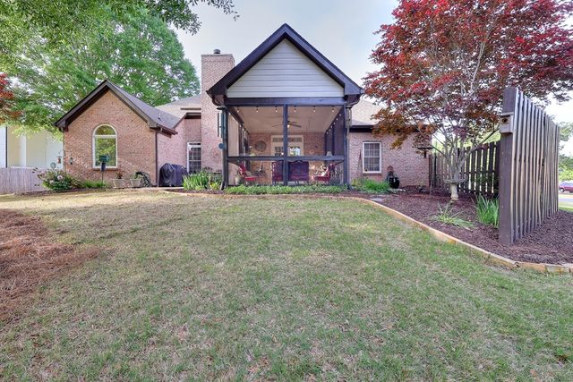 2385 Amberbrook Lane, Grayson, GA 30017