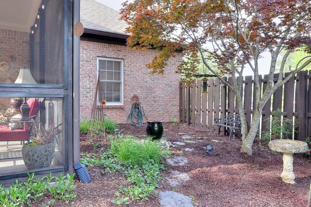2385 Amberbrook Lane, Grayson, GA 30017