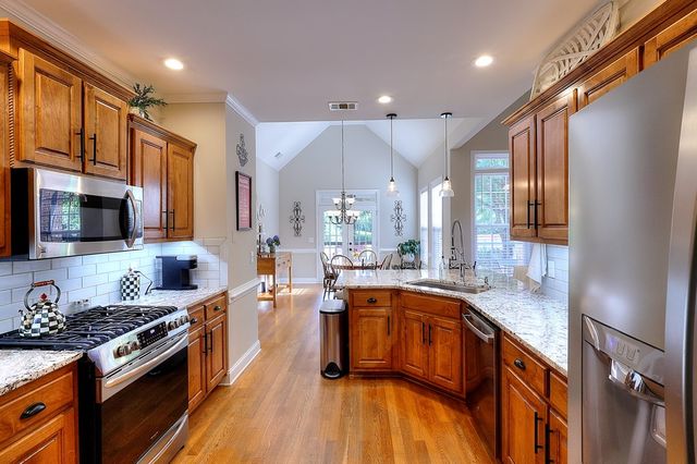 2385 Amberbrook Lane, Grayson, GA 30017